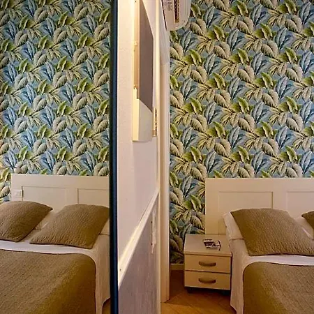 Hotel Bencidormi *
